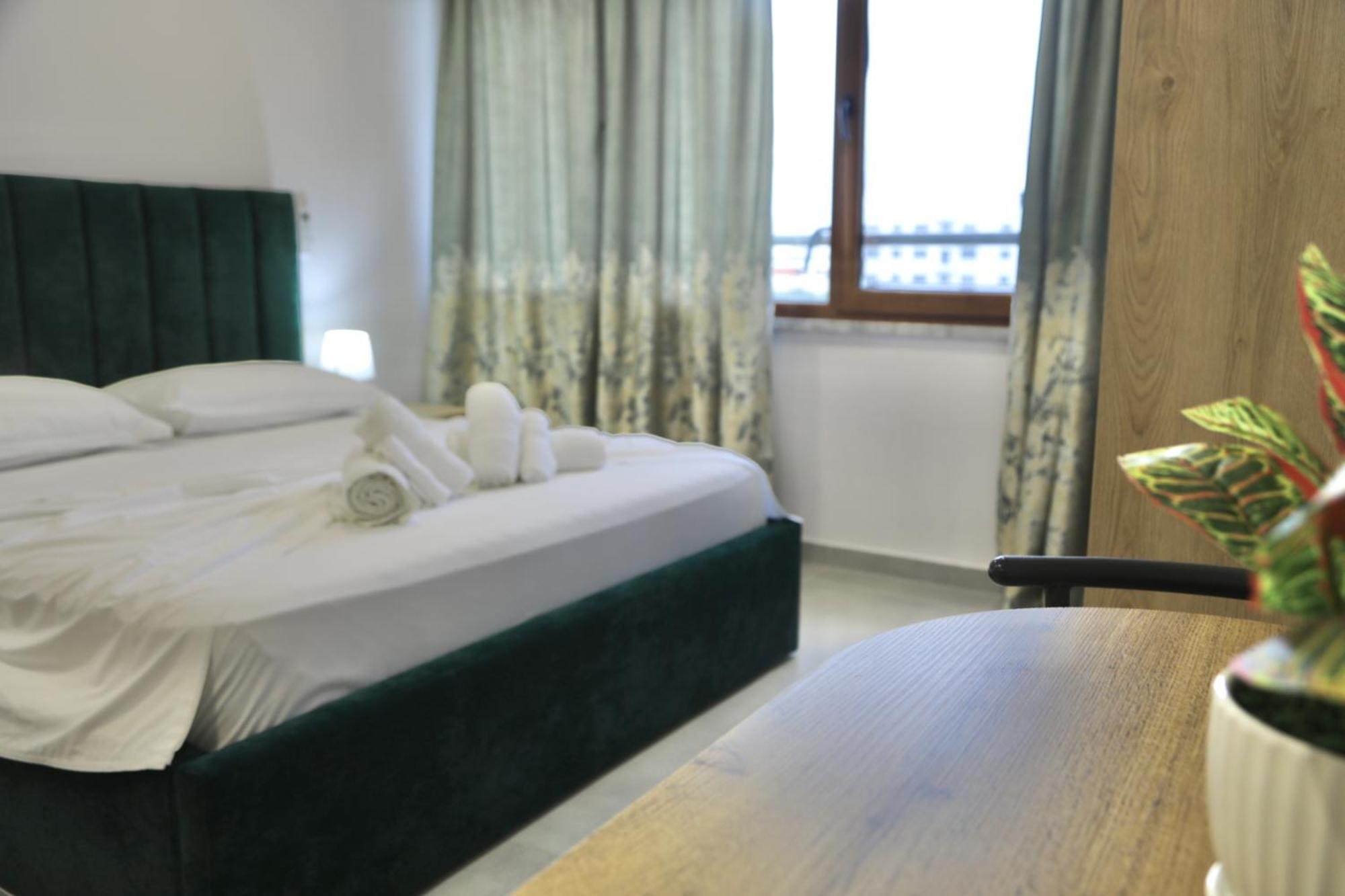 Sea View Apartments Golem  Luaran gambar