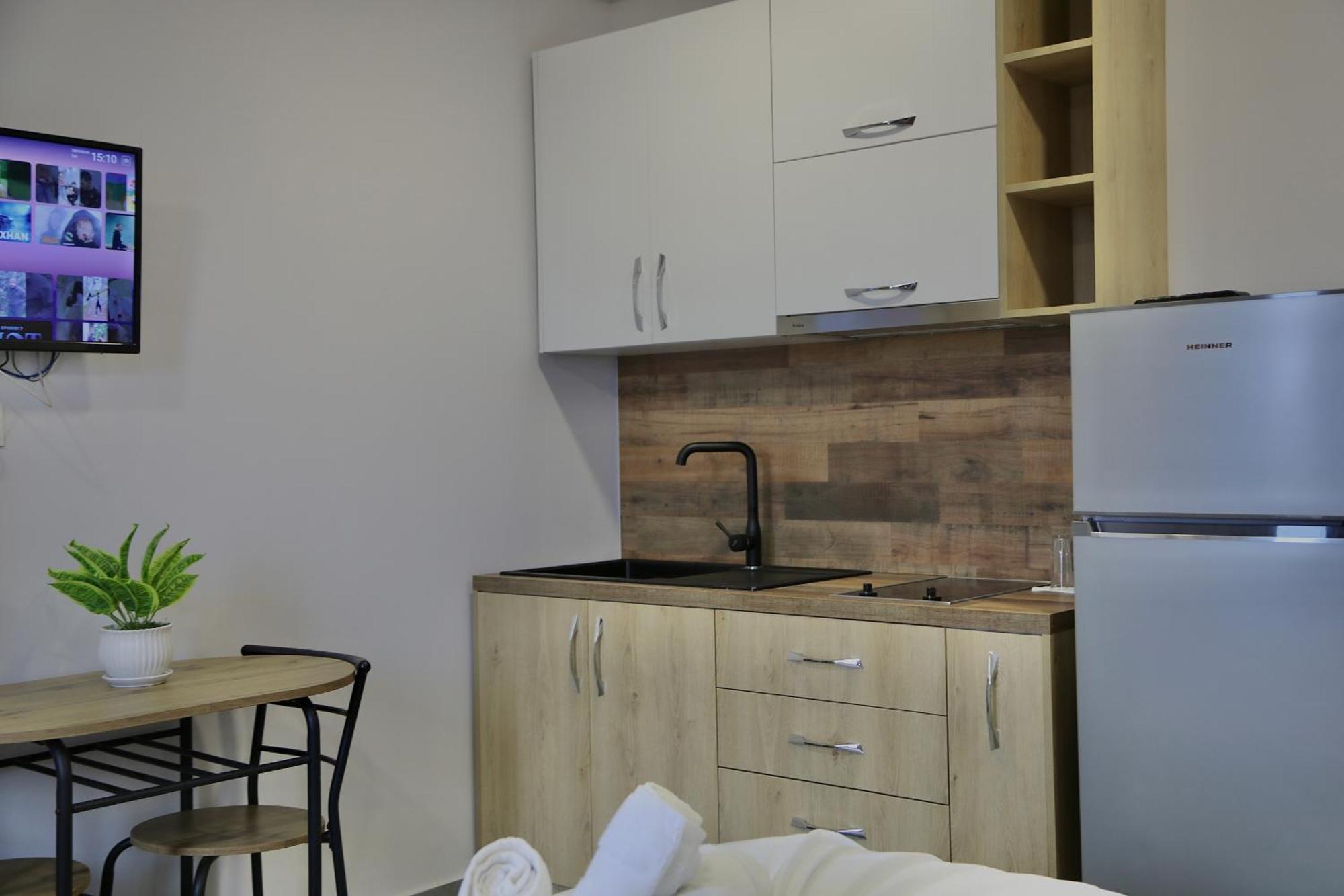 Sea View Apartments Golem  Luaran gambar