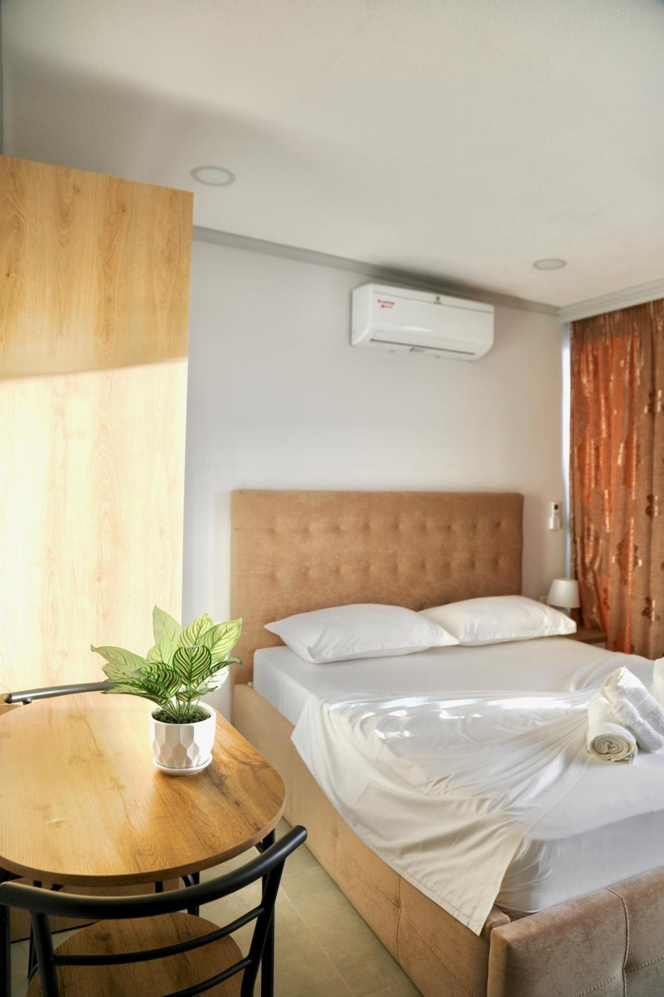Sea View Apartments Golem  Luaran gambar