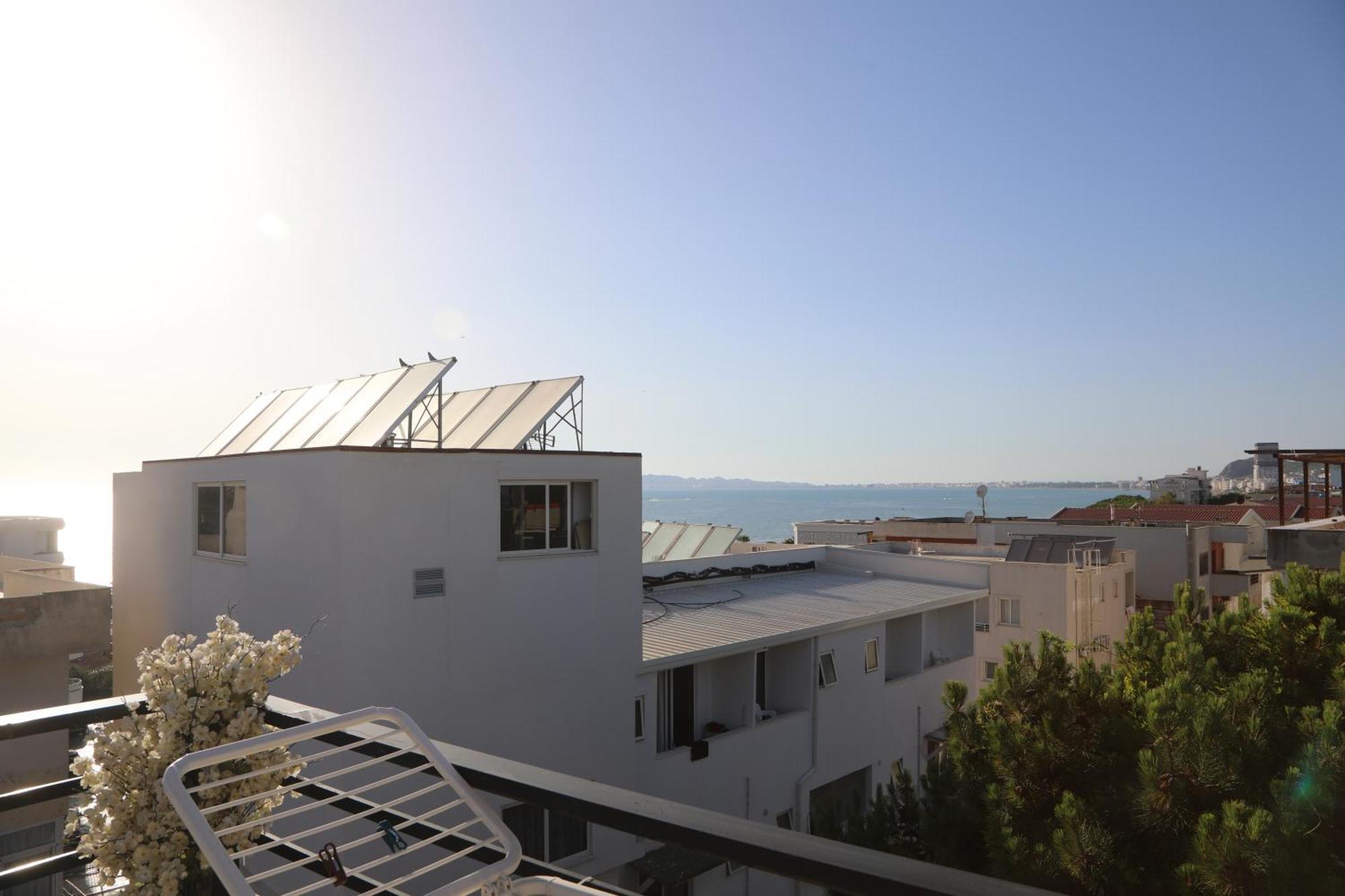 Sea View Apartments Golem  Luaran gambar