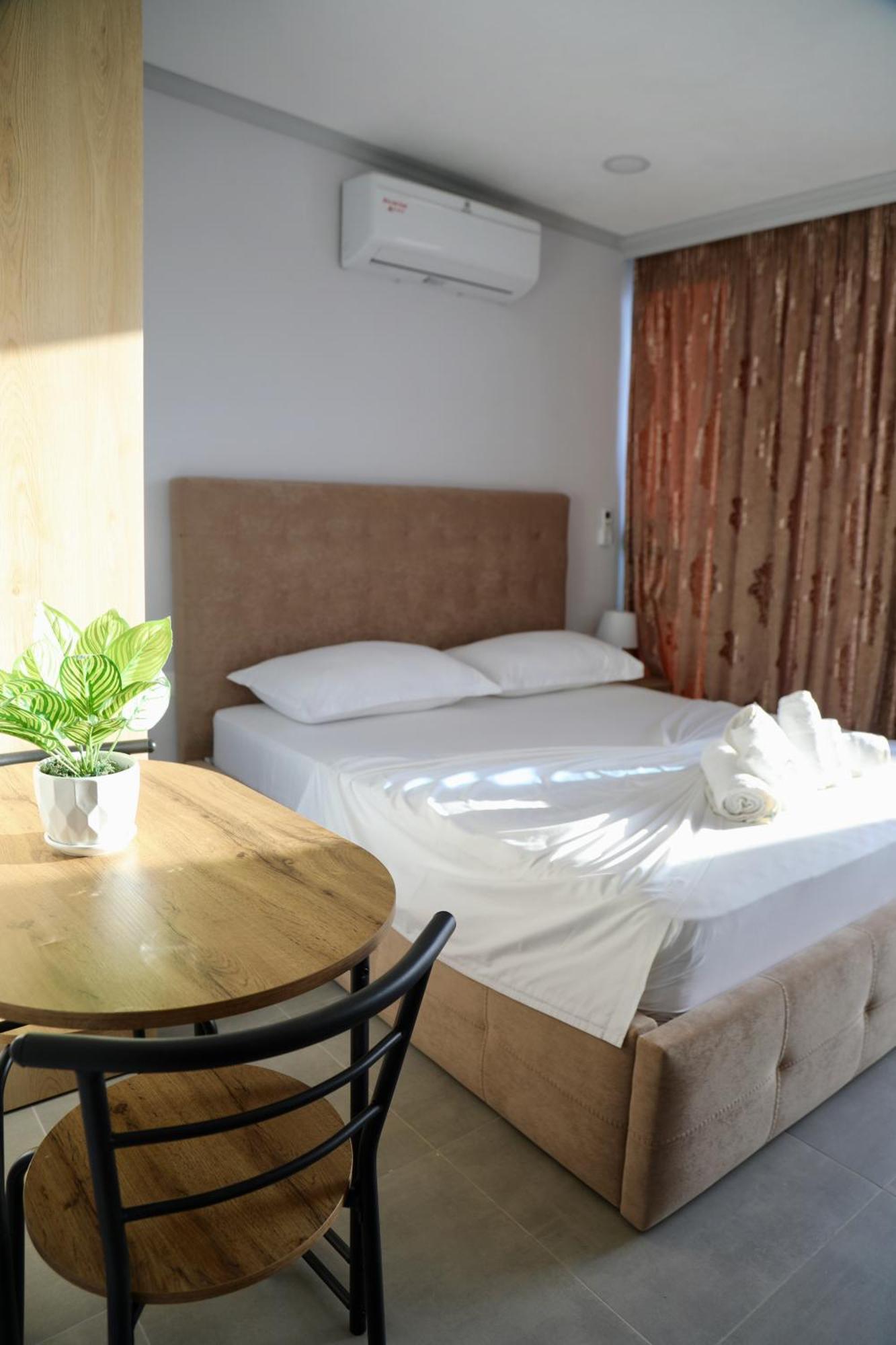 Sea View Apartments Golem  Luaran gambar