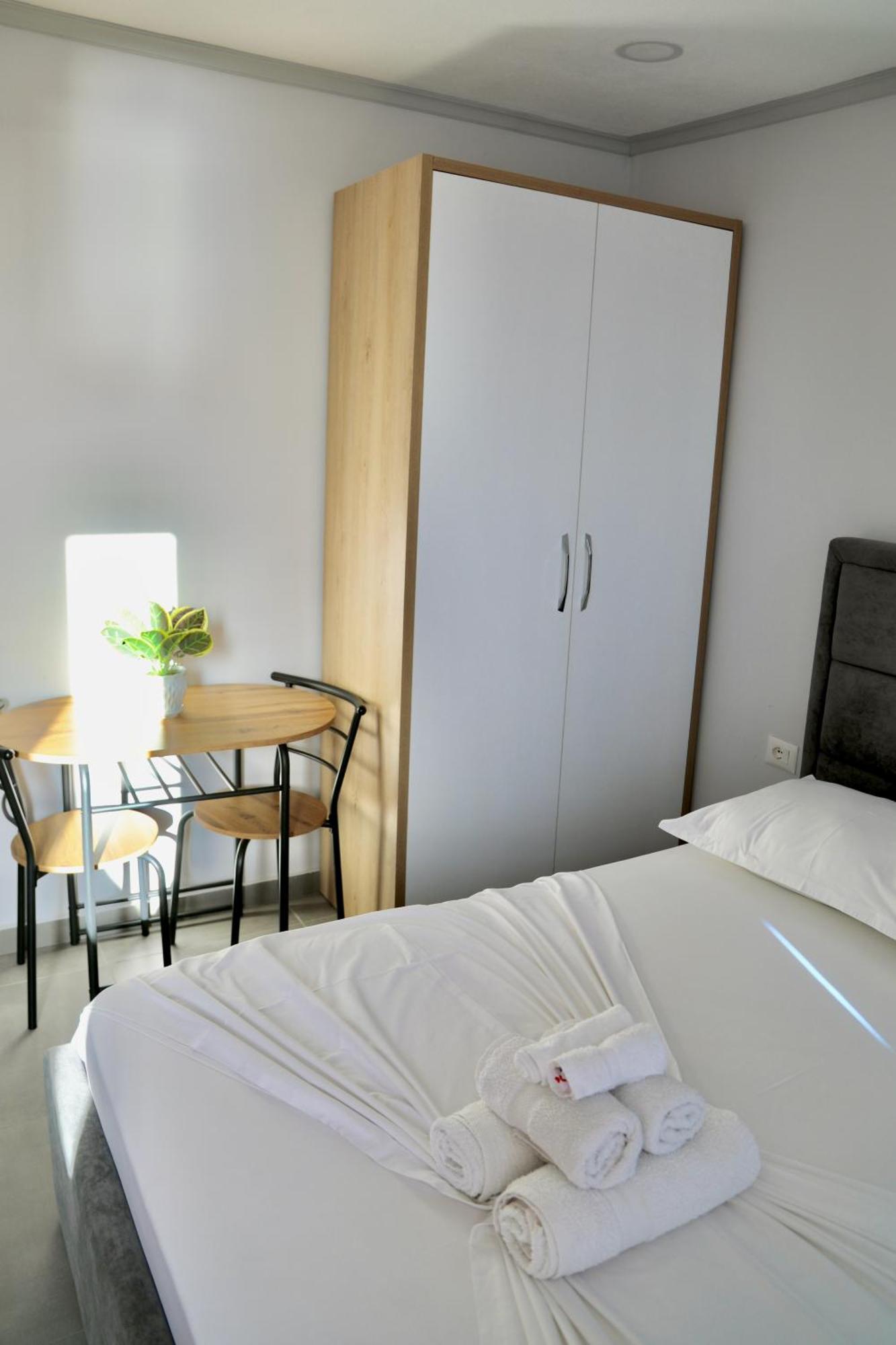 Sea View Apartments Golem  Luaran gambar